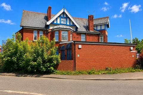 Retail property (high street) for sale, Stamford St Ashton Under Lyne OL6 6QL