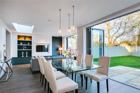 5 bedroom semi-detached house for sale, Hertford Avenue, East Sheen SW14