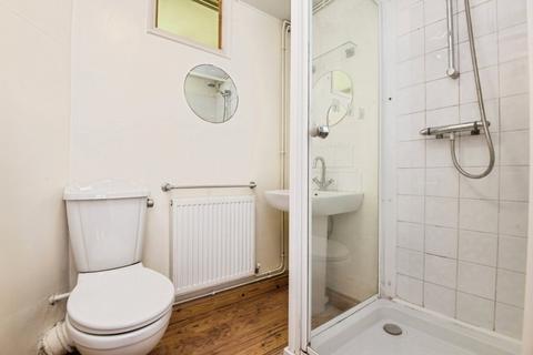 2 bedroom flat for sale, Bradham Court, Exmouth, Devon, EX8