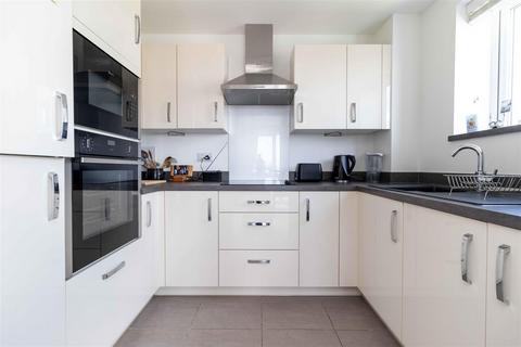 1 bedroom retirement property for sale, Neptune House, Heene Road, Worthing
