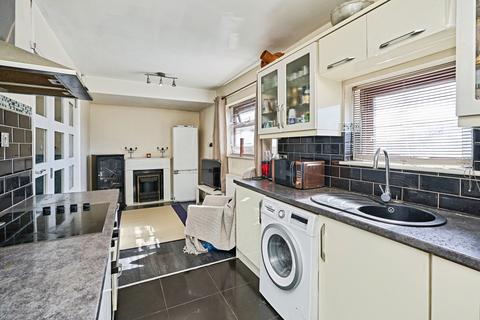 3 bedroom end of terrace house for sale, Leckie Road, Walsall, West Midlands, WS2