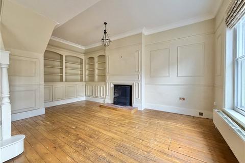 2 bedroom end of terrace house for sale, Middlebridge Street, Romsey, Hampshire