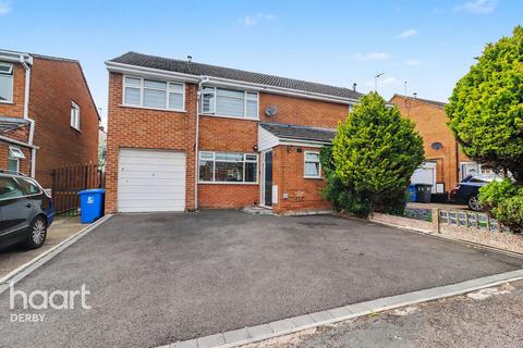 4 bedroom detached house for sale, Gary Close, Littleover