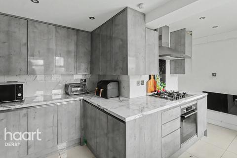 4 bedroom detached house for sale, Gary Close, Littleover