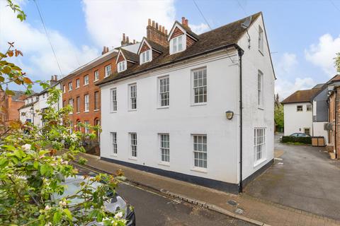 8 bedroom flat for sale, Parchment Street, Winchester, Hampshire SO23