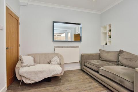 2 bedroom flat for sale, Green Lane, Wolverton, Milton Keynes, Buckinghamshire, MK12