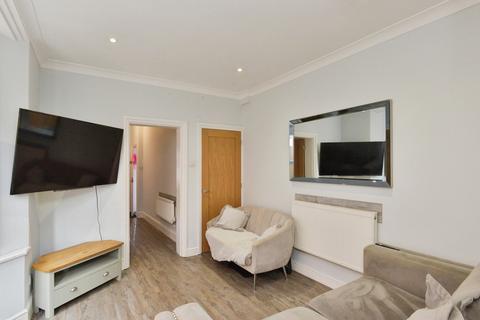 2 bedroom flat for sale, Green Lane, Wolverton, Milton Keynes, Buckinghamshire, MK12