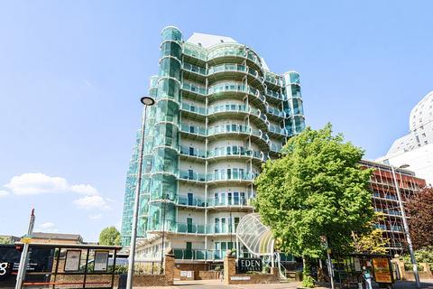undefined, Uxbridge Road, Ealing, London