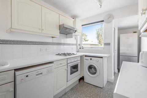 3 bedroom semi-detached house to rent, Coniston Avenue, Headington, Oxford, OX3