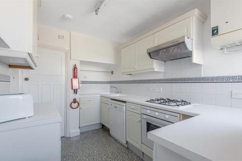 3 bedroom semi-detached house to rent, Coniston Avenue, Headington, Oxford, OX3