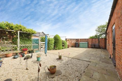 3 bedroom character property for sale, Worksop Road, Steetley, Worksop