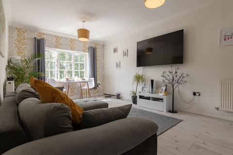 1 bedroom flat for sale, Birmingham Road, Coleshill B46
