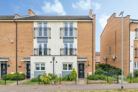 4 bedroom end of terrace house for sale, Clenshaw Path, BASILDON, Essex, SS14