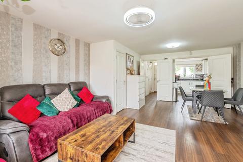 4 bedroom end of terrace house for sale, Clenshaw Path, BASILDON, Essex, SS14