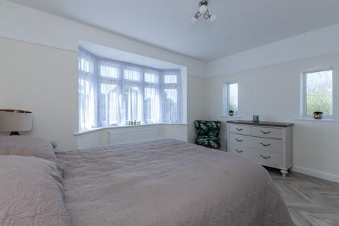 2 bedroom detached bungalow for sale, Kent Road, Parkstone