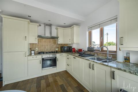 2 bedroom townhouse for sale, Western Lane, Mumbles, SA3
