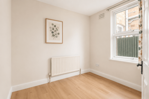 2 bedroom maisonette for sale, Herga Road, Harrow, Middlesex HA3