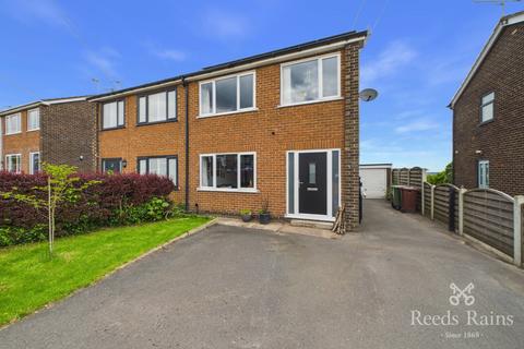 3 bedroom semi-detached house for sale, Old Road, Wakefield WF4