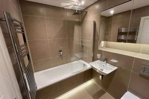 1 bedroom flat to rent, Noble Drive, Hayes & Harlington, Hillingdon, UB3 5FE