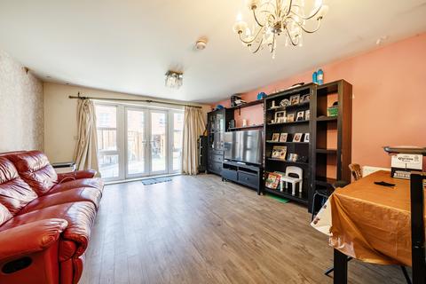 Miles Road, Mitcham CR4