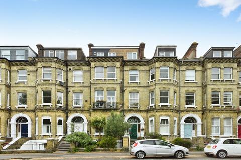 1 bedroom flat for sale, Cromwell Road, Hove