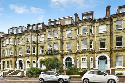 1 bedroom flat for sale, Cromwell Road, Hove