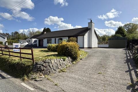 2 bedroom detached bungalow for sale, Ty Mawr, Llanybydder