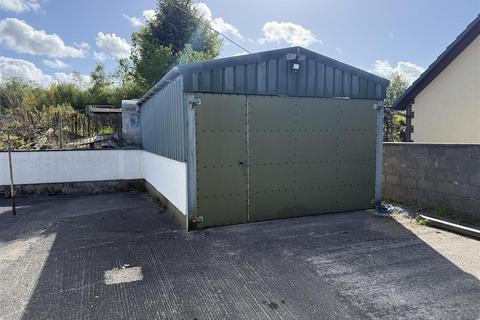 2 bedroom detached bungalow for sale, Ty Mawr, Llanybydder