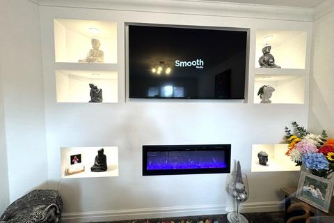 3 bedroom detached house for sale, Neales Fold, Southport, PR9 8HW