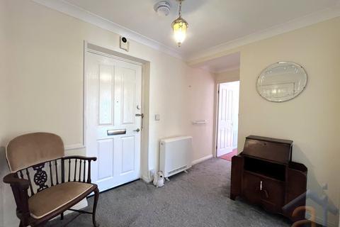 2 bedroom flat for sale, Cambridge Road, Southport, PR9 9SG