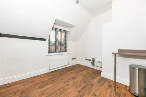 2 bedroom apartment to rent, Park Street, Guildford, GU1