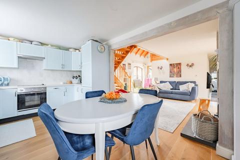 3 bedroom chalet for sale, Grub Street, Happisburgh
