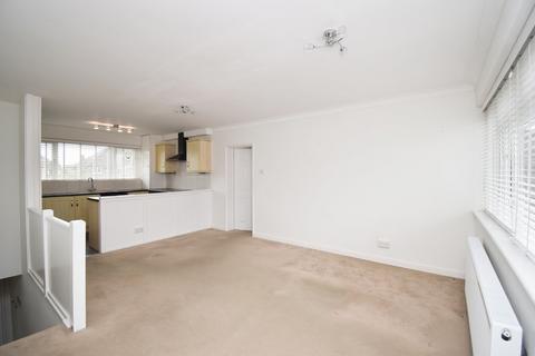 2 bedroom maisonette for sale, Devoke Way, Walton-on-Thames, KT12