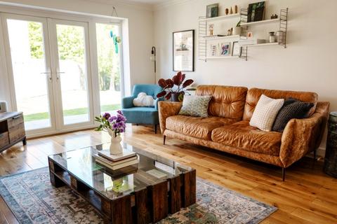 undefined, Clos Belyn, Llandudno Junction, Conwy, LL31