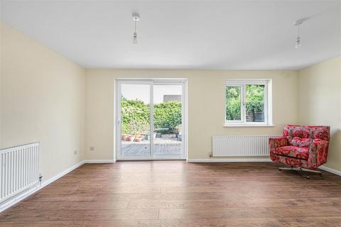 3 bedroom semi-detached bungalow for sale, Dove Green, Bicester