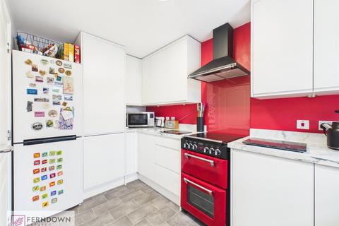 4 bedroom semi-detached house for sale, Shard End Crescent, Shard End, Birmingham, West Midlands, B34