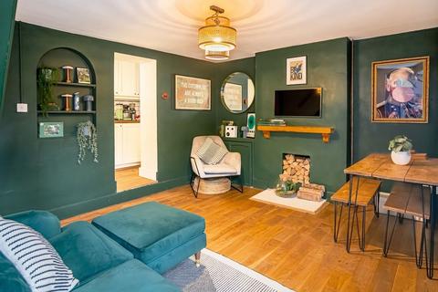 2 bedroom cottage for sale, St. Johns Street, Malmesbury, SN16