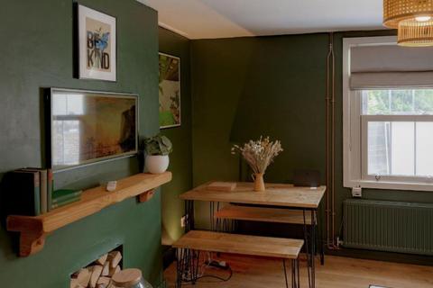 2 bedroom cottage for sale, St. Johns Street, Malmesbury, SN16