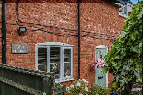 3 bedroom semi-detached house for sale, Ferndale Street, Faringdon, Oxfordshire, SN7