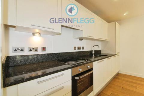 2 bedroom flat to rent, Rivington Apartments, Slough
