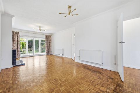 2 bedroom bungalow for sale, Chelsworth Crescent, Thorpe Bay, Essex, SS1
