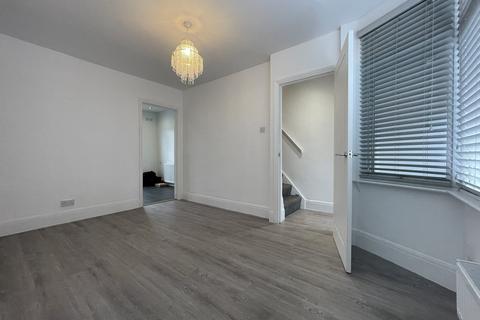 2 bedroom terraced house to rent, Ramillies Road, Sidcup, DA15