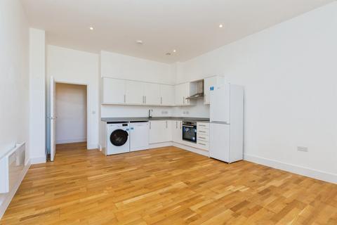 2 bedroom apartment for sale, Alton Mews, Aylesbury