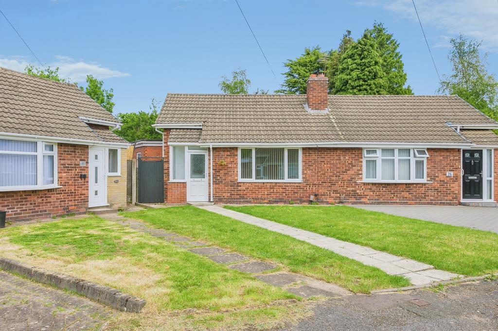 3 bedroom semi-detached bungalow for sale