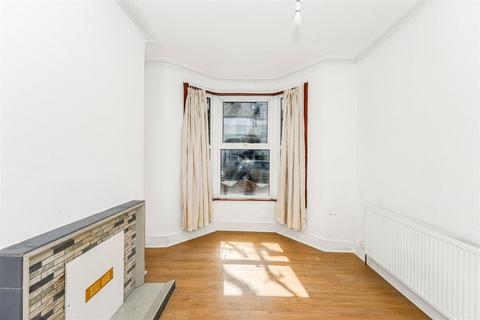2 bedroom terraced house for sale, Canning Road, Walthamstow