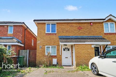2 bedroom semi-detached house for sale, Martin Road, Dagenham