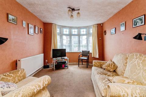 3 bedroom detached house for sale, St. Austell Drive, Nottingham
