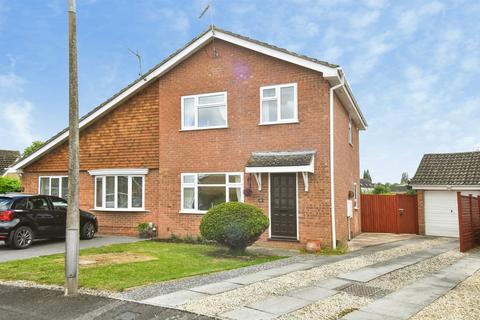 3 bedroom semi-detached house for sale, Wingfield, Swindon