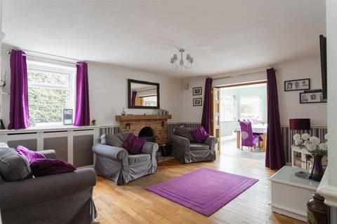 3 bedroom detached house for sale, Horsham Road, Capel, Dorking