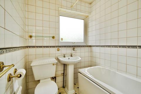 3 bedroom end of terrace house for sale, New Road, DAGENHAM, Essex, RM10